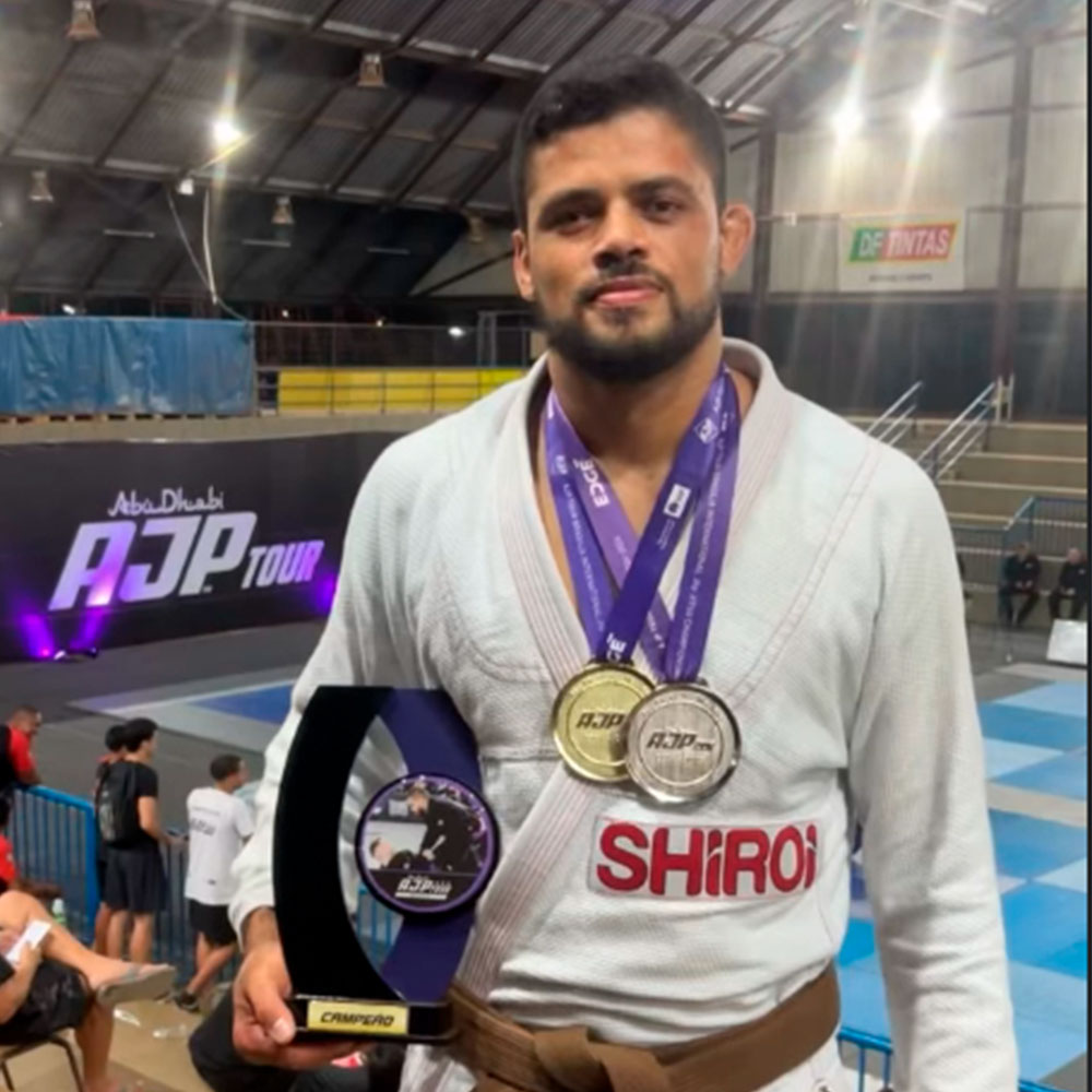 Sem Título-1_0002_Screenshot_6